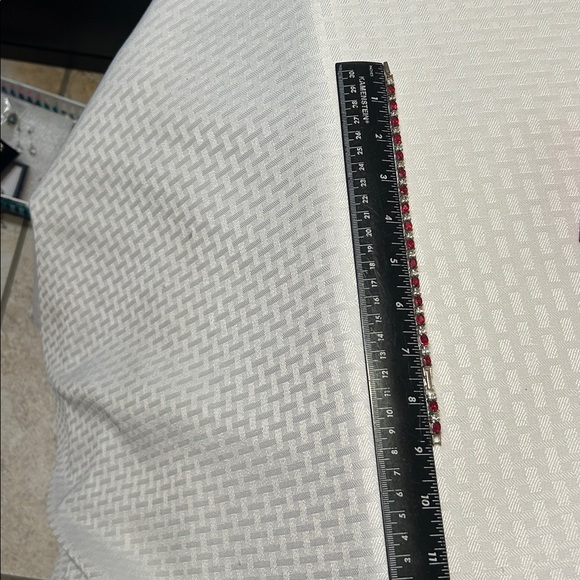 Vintage Avon Stamped Faux Birthstone January Garnet Silver-tone Tennis Bracelet - Picture 4 of 4